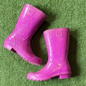 UGG Sparkling Magenta Boots